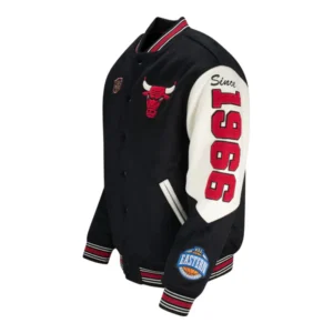 Legendary Chicago Bulls Mitchell & Ness Team History Jacket – 6-Time Champion